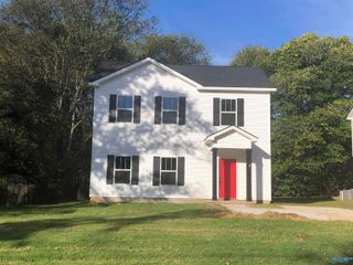 1711 Golf Club Lane, Huntsville, AL 35816