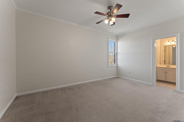 742 Grand Lakes Dr, Baton Rouge, LA 70810