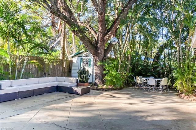 1239 Morningside DR, Fort Myers, FL 33901