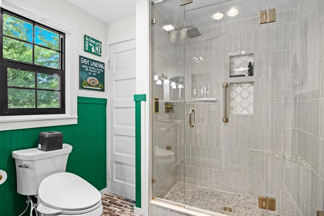 11256 S Lacore Road, Empire, MI 49630