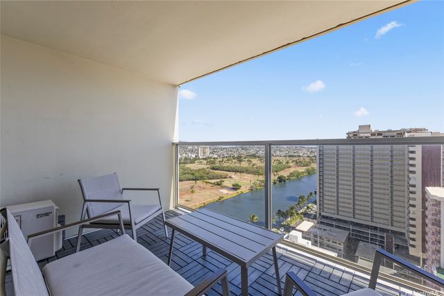 445 Seaside Avenue 2415, Honolulu, HI 96815