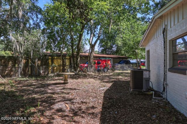 1146 LA MARCHE Drive, Jacksonville, FL 32205