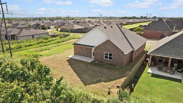 520 Kearny Lane, Yukon, OK 73099