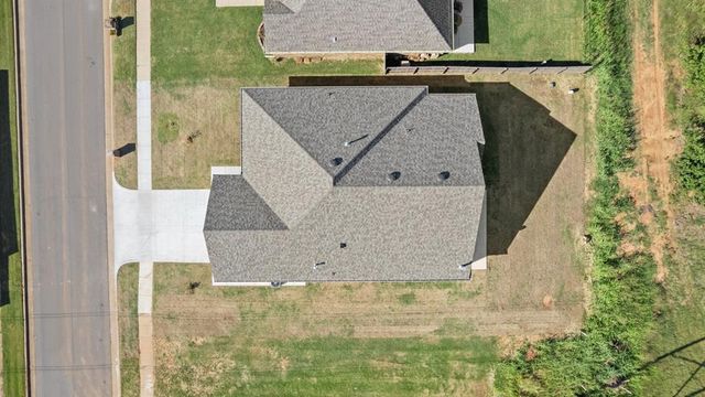 520 Kearny Lane, Yukon, OK 73099