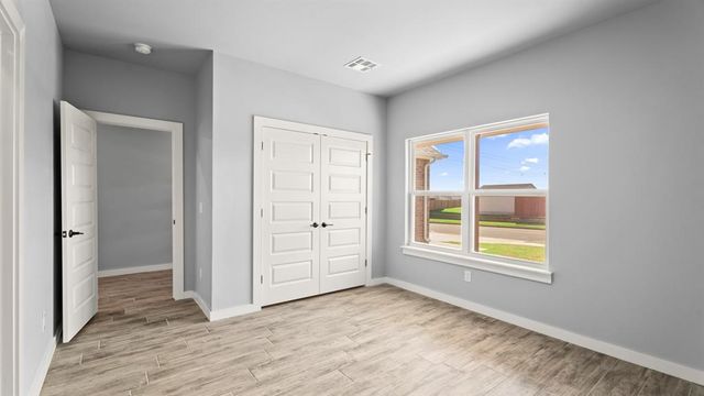 520 Kearny Lane, Yukon, OK 73099