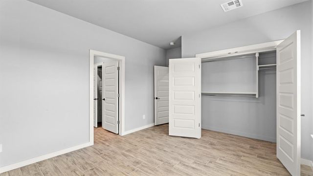 520 Kearny Lane, Yukon, OK 73099