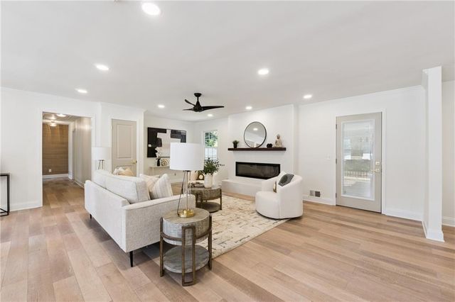 110 Jayne Ellen Court, Alpharetta, GA 30009