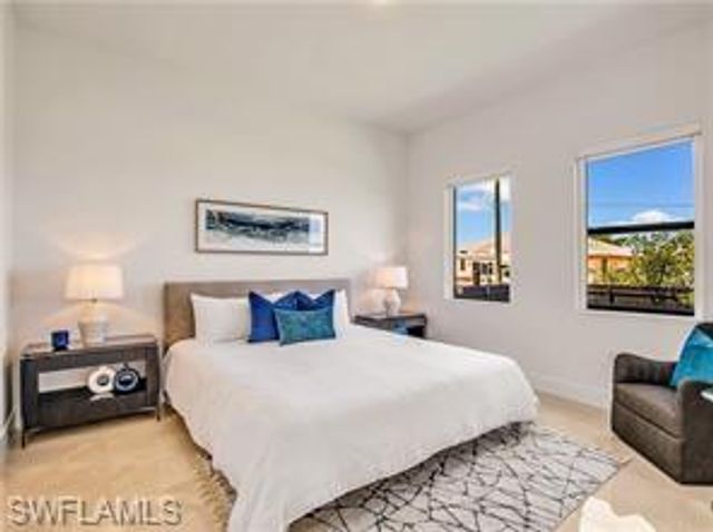 4106 E Gator CIR, Cape Coral, FL 33909