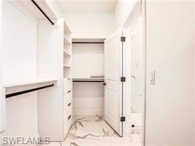 4106 E Gator CIR, Cape Coral, FL 33909