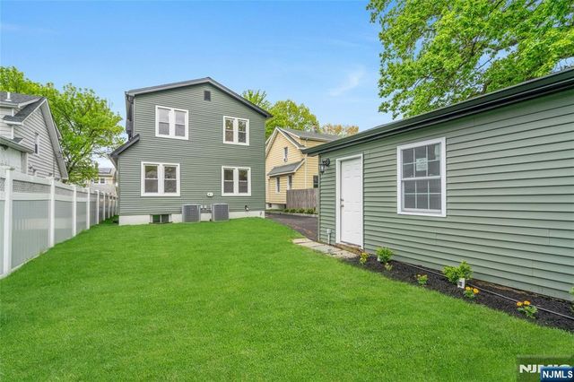 43 4th Street, Ridgefield Park, NJ 07660