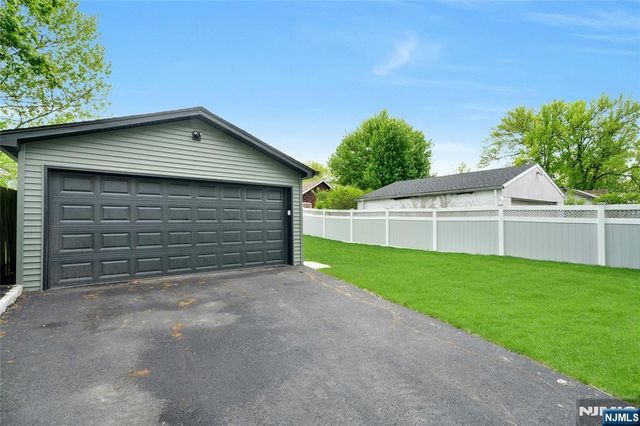 43 4th Street, Ridgefield Park, NJ 07660