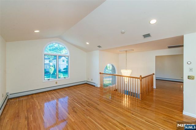 405 Chestnut Street 1, Ridgefield, NJ 07657