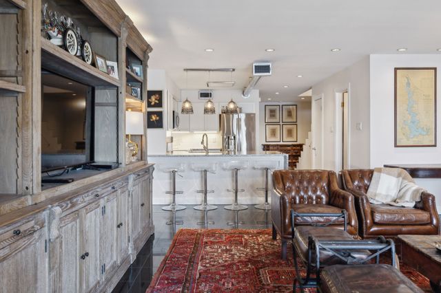 388 Driftwood Court 3, Azle, TX 76020