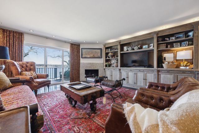 388 Driftwood Court 3, Azle, TX 76020