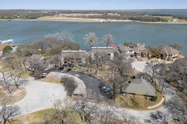 388 Driftwood Court 3, Azle, TX 76020