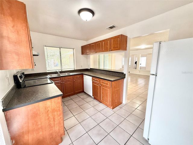 708 GREEN COURT, Kissimmee, FL 34759