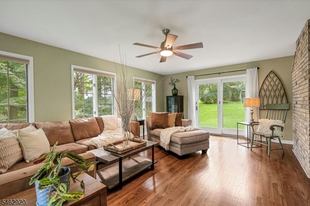 122 N Maple Ave, Bernards Twp., NJ 07920