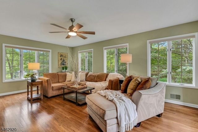 122 N Maple Ave, Bernards Twp., NJ 07920