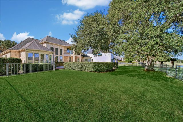 4410 Westerdale Drive, Fulshear, TX 77441