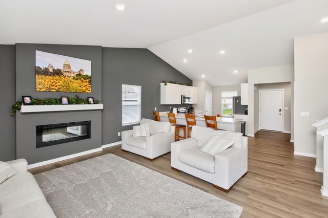 1732 Southbridge Drive, Adel, IA 50003