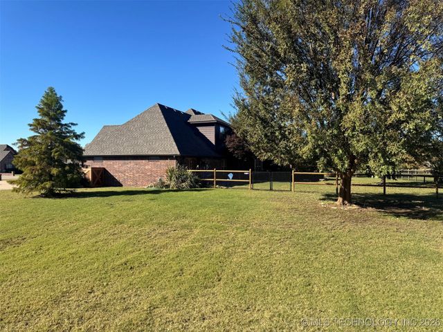 14824 E 148th Street North, Collinsville, OK 74021