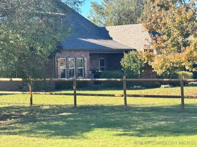 14824 E 148th Street North, Collinsville, OK 74021