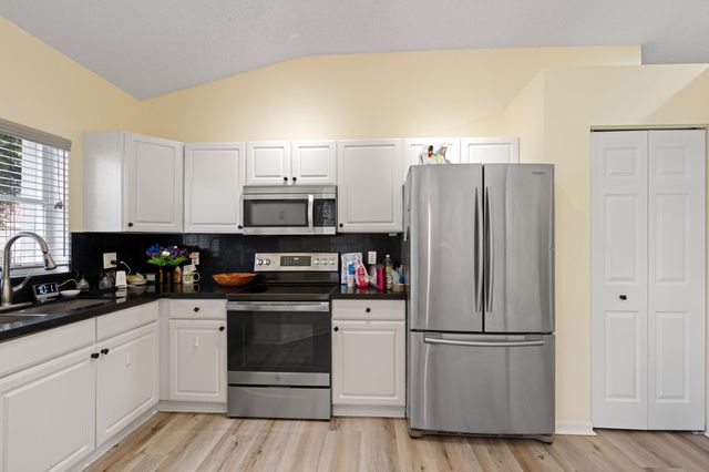 6419 Long Key Lane, Boynton Beach, FL 33472