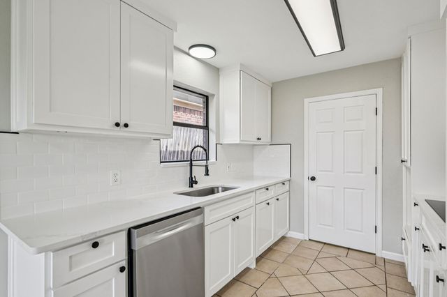 700 Blue Haze Drive, Fort Worth, TX 76108