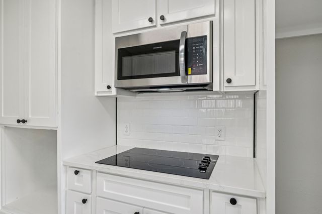 700 Blue Haze Drive, Fort Worth, TX 76108