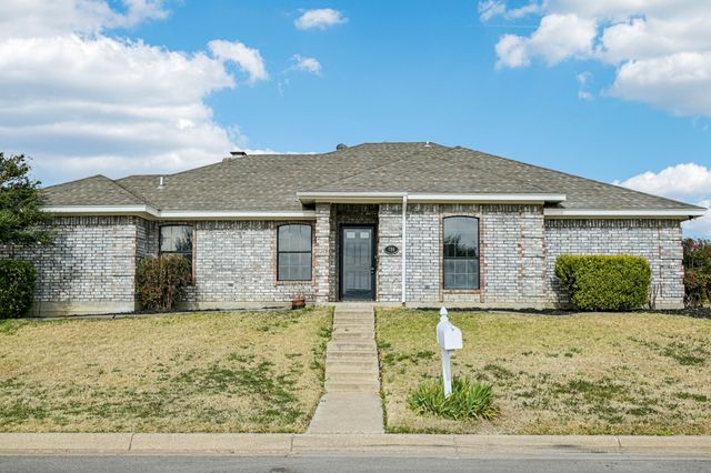 700 Blue Haze Drive, Fort Worth, TX 76108
