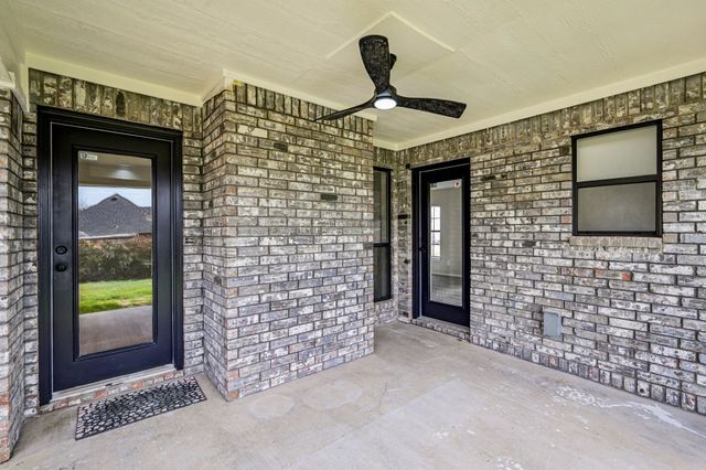 700 Blue Haze Drive, Fort Worth, TX 76108