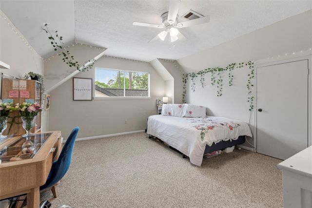 7615 Friars Court Lane, Spring, TX 77379