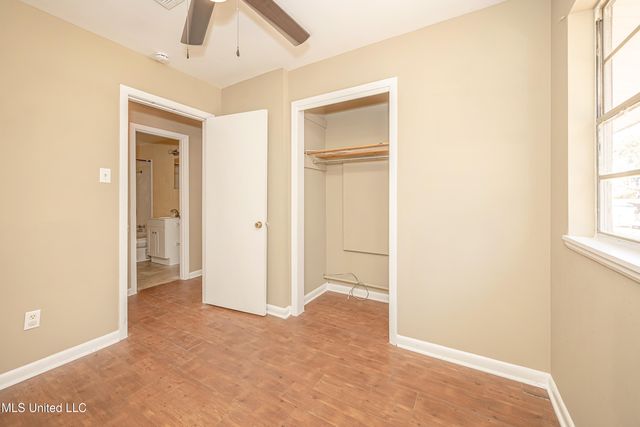 105 Hickory Drive, Ocean Springs, MS 39564