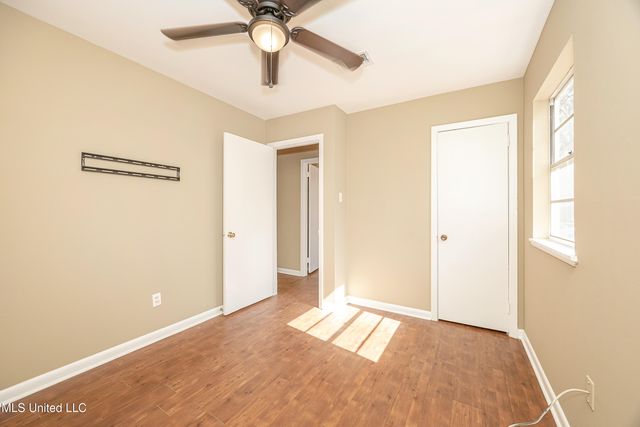 105 Hickory Drive, Ocean Springs, MS 39564