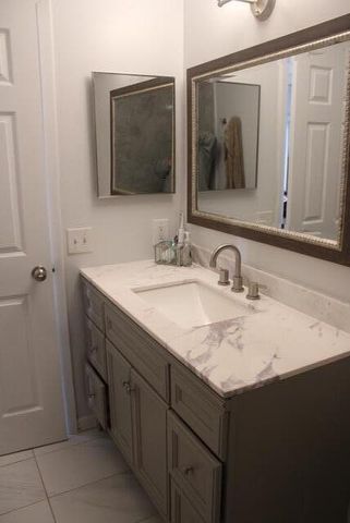 1803 Waterview Circle, Palm Springs, FL 33461