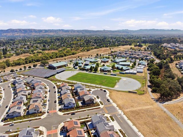 1649 Siderits Way, Gilroy, CA 95020