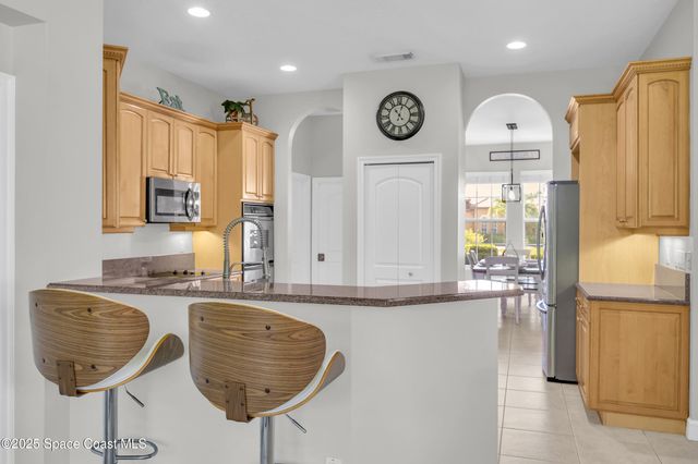 870 SW Grand Reserves Boulevard, Port St. Lucie, FL 34986