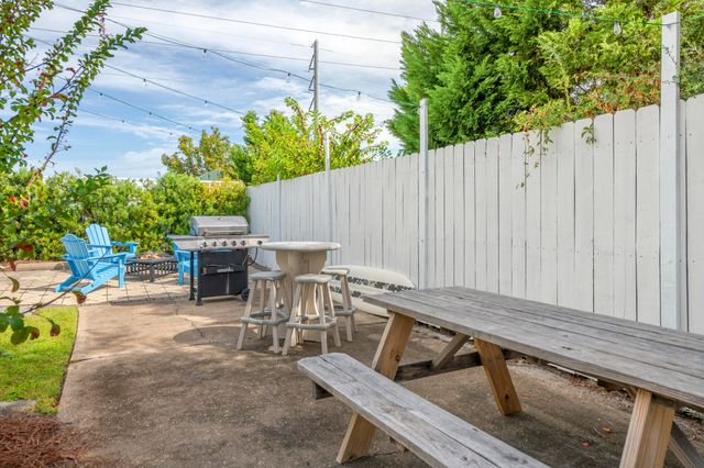 4431 Luke Avenue, Destin, FL 32541