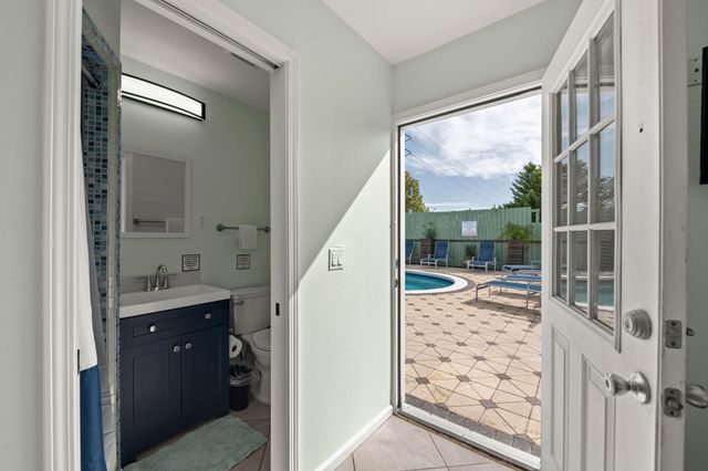 4431 Luke Avenue, Destin, FL 32541