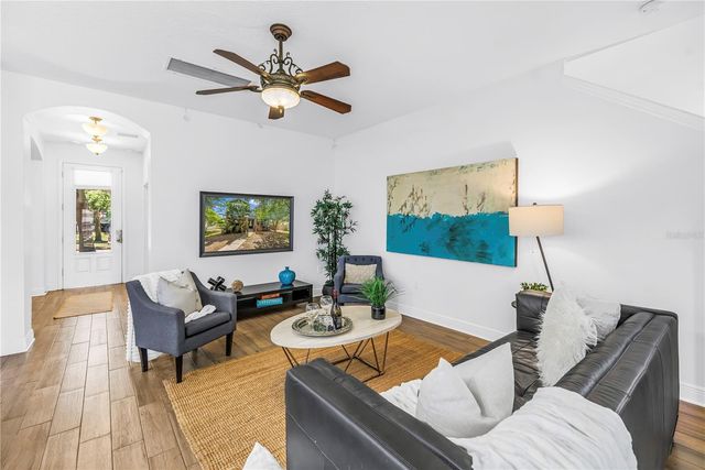 1133 14TH STREET N, St Petersburg, FL 33705