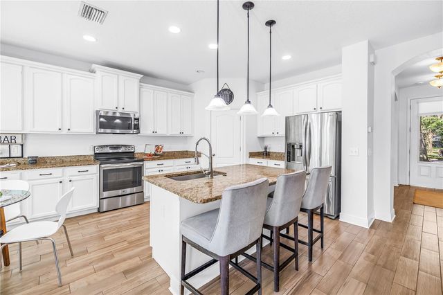 1133 14TH STREET N, St Petersburg, FL 33705