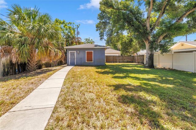 1133 14TH STREET N, St Petersburg, FL 33705