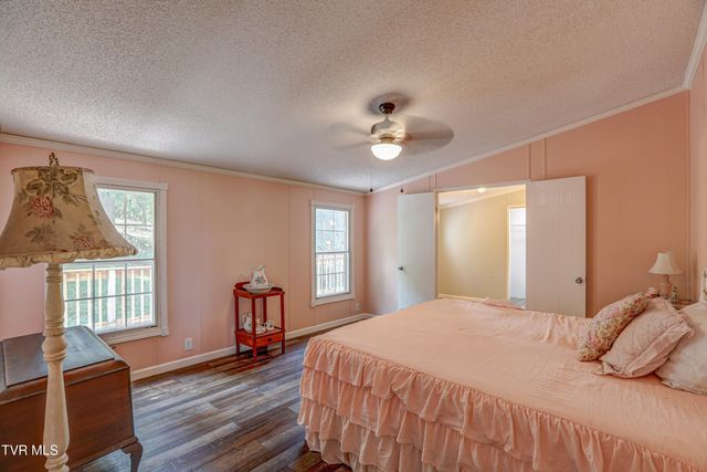 356 Lories Lane, Piney Flats, TN 37686
