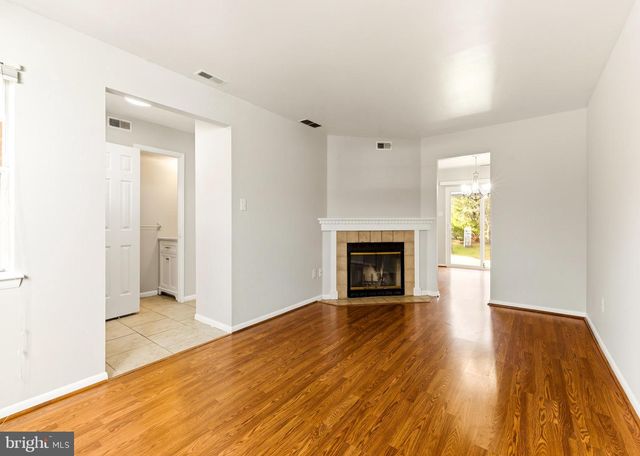 807 SAINT REGIS CT, West Deptford, NJ 08051