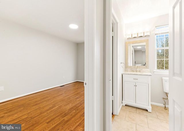 807 SAINT REGIS CT, West Deptford, NJ 08051