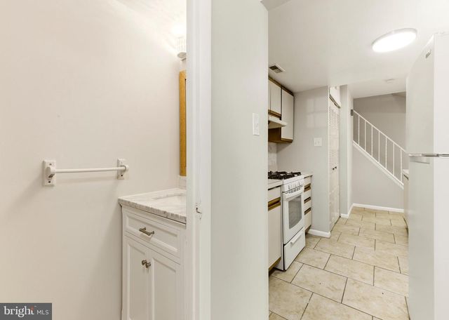 807 SAINT REGIS CT, West Deptford, NJ 08051