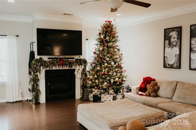 155 Autumn Mist Road, Statesville, NC 28677