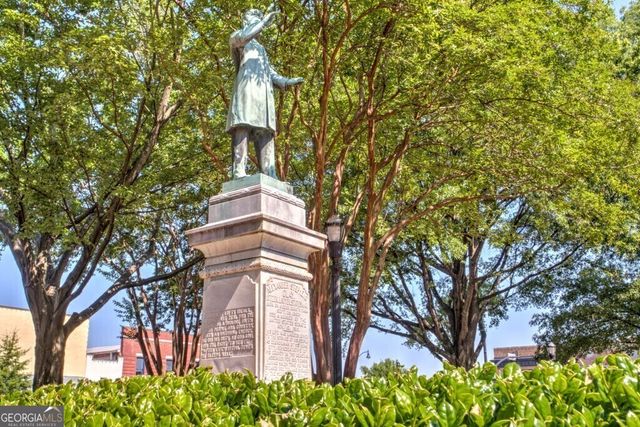 3265 Hilltop Circle, Marietta, GA 30066