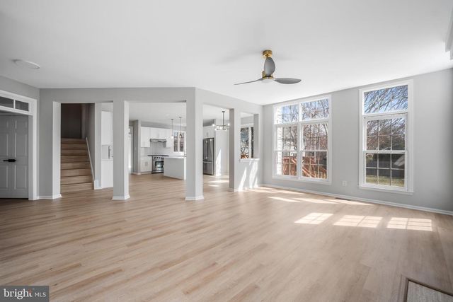 2373 WHITESTONE HILL CT, Falls Church, VA 22043