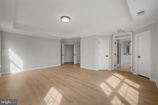 2373 WHITESTONE HILL CT, Falls Church, VA 22043